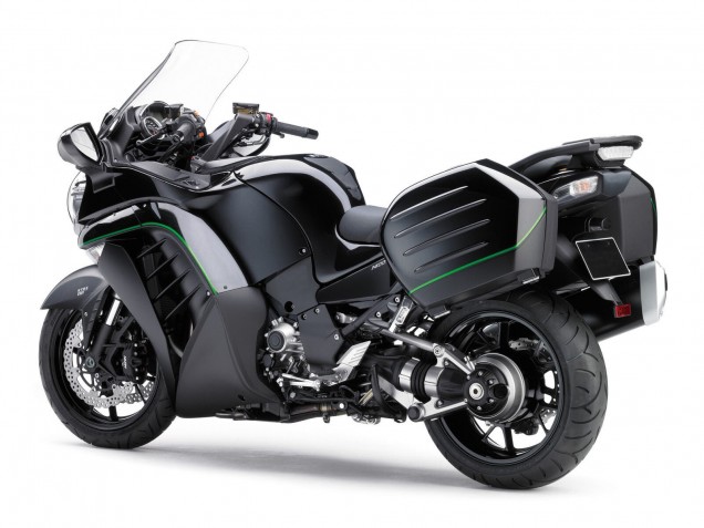 2007-2009 Kawasaki GTR1400/ZG1400 Motorcycle Fairings - Matte Black Green Line Canada