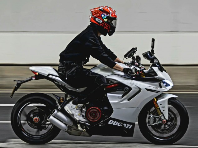 2021-2024 Ducati 2021-2024 Ducati Supersport 950/950S Motorcycle Fairings - White Black Canada