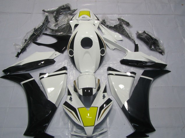 Black and White 12-16 CBR1000RR Fairings Black and White 12-16 CBR1000RR Fairings