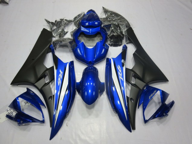 Blue OEM Style 06-07 R6 Fairings Blue OEM Style 06-07 R6 Fairings
