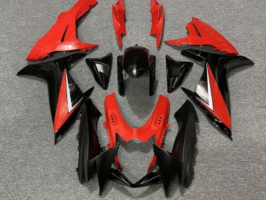 Gloss Red and Black 11-24 GSXR 600-750 Fairings
