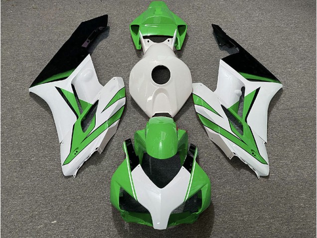 Green White and Gloss Black 04-05 CBR1000RR Fairings Green White and Gloss Black 04-05 CBR1000RR Fairings