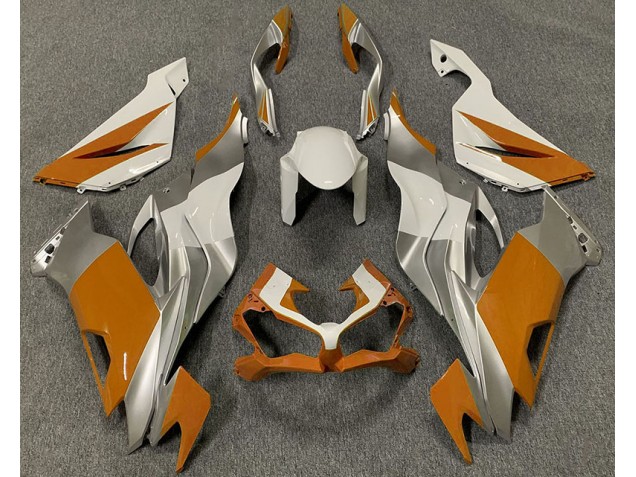 Orange White and Silver 19-23 ZX6R Fairings Orange White and Silver 19-23 ZX6R Fairings