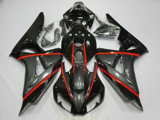 Silver and Black 06-07 CBR1000RR Fairings Silver and Black 06-07 CBR1000RR Fairings